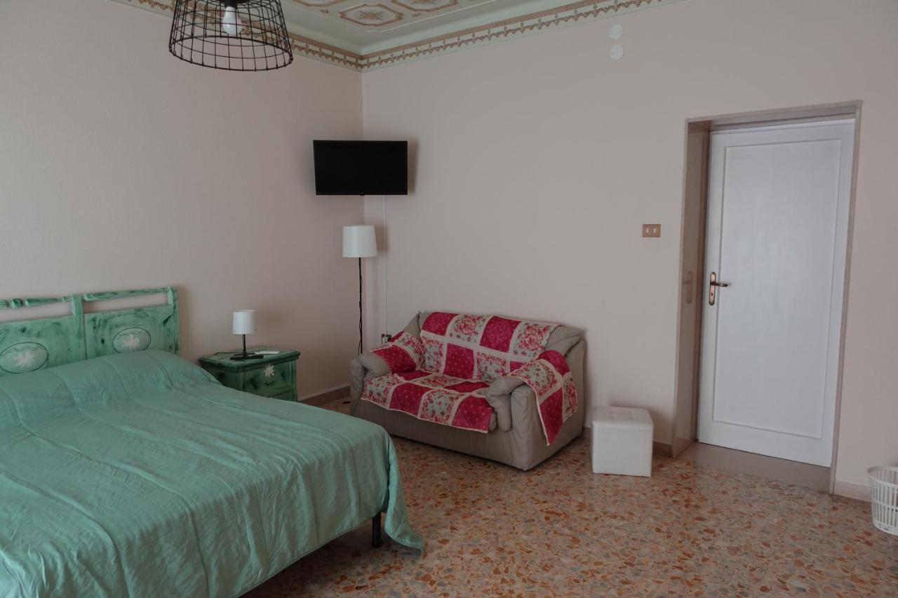 Imperial Room Trani Kültér fotó