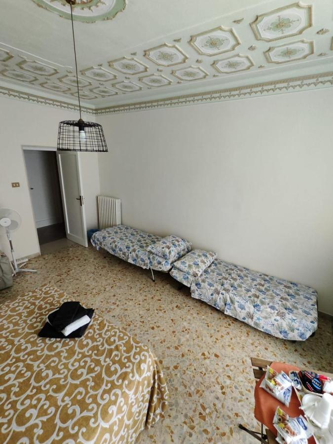 Imperial Room Trani Kültér fotó